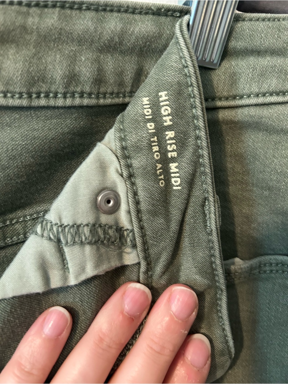 Universal Thread Olive Green Denim Shorts - Picture 2 of 4